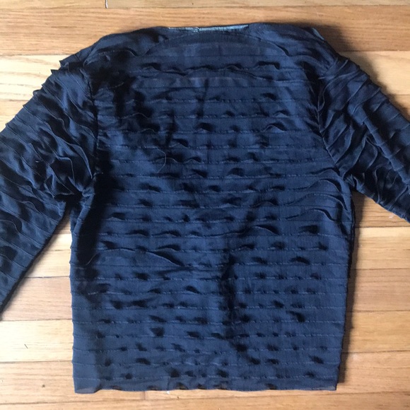 Cute Front Clasp Sweater - Picture 3 of 5